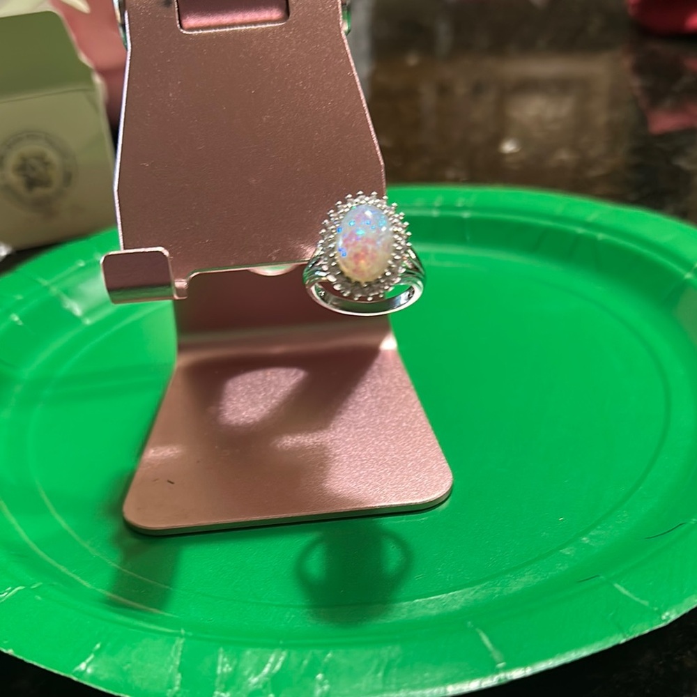 Vintage-Inspired Silver plated and Cream Opal Ring with Halo Setting